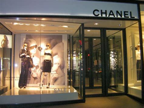 chanel toronto bloor